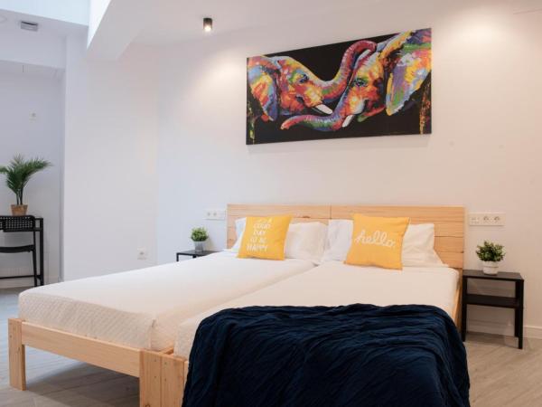 Bilbao ROOMS & KITCHEN Zorroza : photo 6 de la chambre chambre lits jumeaux pour personnes à mobilité réduite