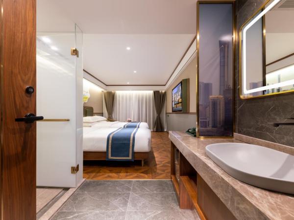 Time Traveller Boutique Hotel - Near Beijing CBD, CCTV, China Zun, SKP and Sanlitun, Tian'anmen Square, Forbidden City, Free daily necessities, Free night snack, Free laundry, English communication well, Free travel advice , Free gymnastic, : photo 5 de la chambre chambre double affaires classique