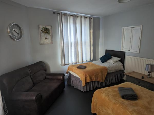 The Fox : photo 5 de la chambre chambre lits jumeaux avec salle de bains commune