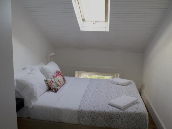 WW Hostel & Suites : photo 1 de la chambre chambre double avec salle de bains commune