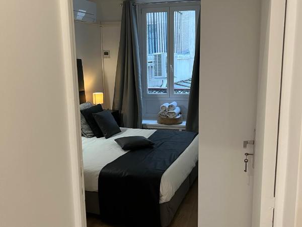 NOTRE DAME - STYLISH APARTMENT : photo 2 de la chambre appartement 2 chambres