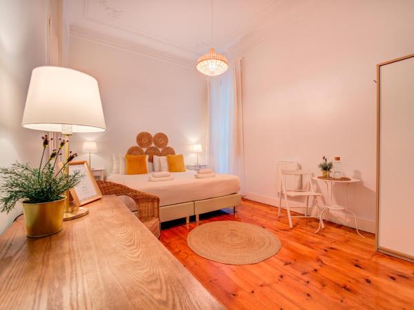 Chalet D´Ávila Guest House : photo 10 de la chambre chambre double Économique avec salle de bains commune