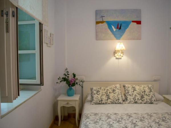 Un Patio al Sur : photo 6 de la chambre chambre double intérieure accessible aux personnes à mobilité réduite