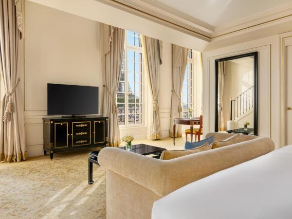 Shangri-La Paris : photo 3 de la chambre suite duplex - vue sur tour eiffel