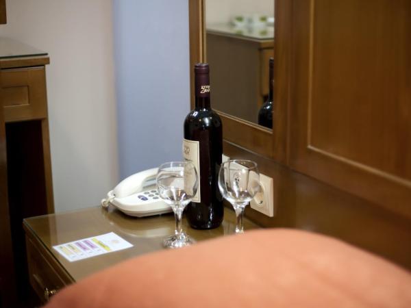 Hotel Katerina : photo 3 de la chambre chambre double ou lits jumeaux