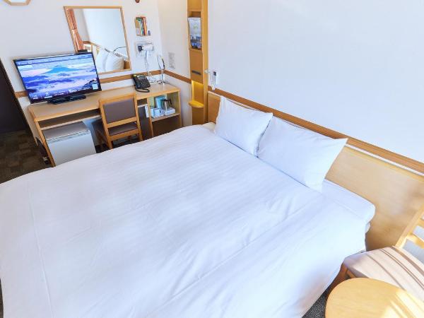 Toyoko Inn Tokyo Nihombashi Ningyocho : photo 3 de la chambre chambre lit king-size - fumeurs