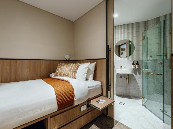 Aerotel Sydney - Inside International Terminal Airport : photo 1 de la chambre 2 x single rooms (overnight stay)