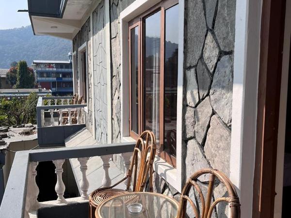 Hotel Pokhara View : photo 3 de la chambre chambre lits jumeaux deluxe