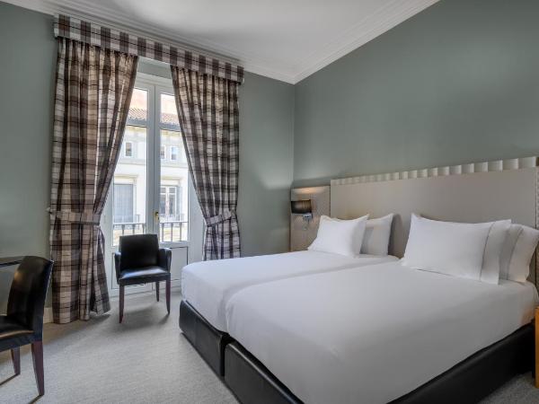 Hotel Larios Málaga : photo 1 de la chambre chambre double ou lits jumeaux