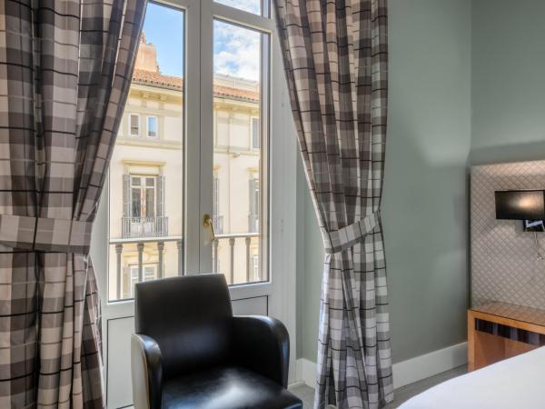 Hotel Larios Málaga : photo 4 de la chambre chambre double ou lits jumeaux