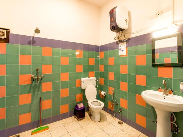 goSTOPS Udaipur : photo 3 de la chambre private double ac room with ensuite bathroom
