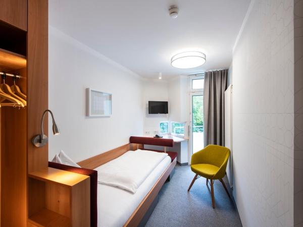 Hotel St. Virgil Salzburg : photo 1 de la chambre chambre simple