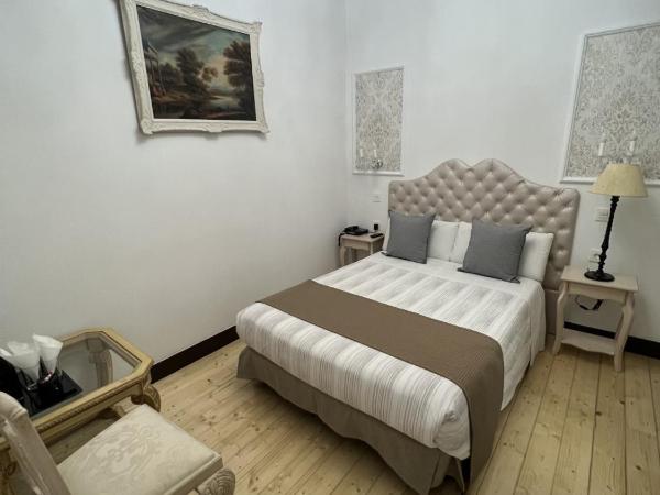 Hostal Central Palace Madrid : photo 1 de la chambre chambre simple intérieure
