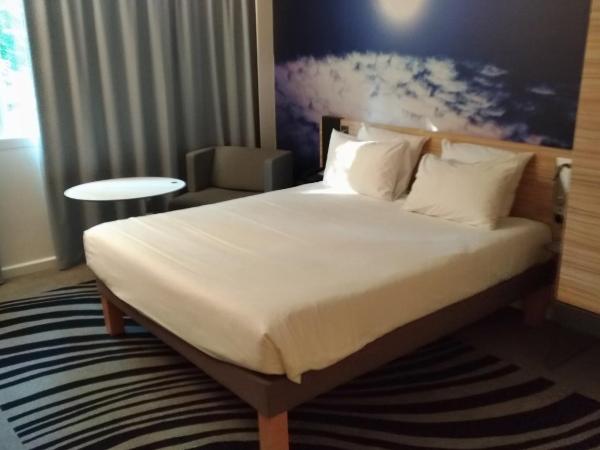 Novotel Valence Sud : photo 2 de la chambre chambre lit queen-size 