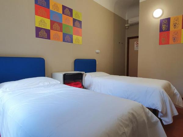 Hotel Genesi : photo 6 de la chambre chambre double/lits jumeaux