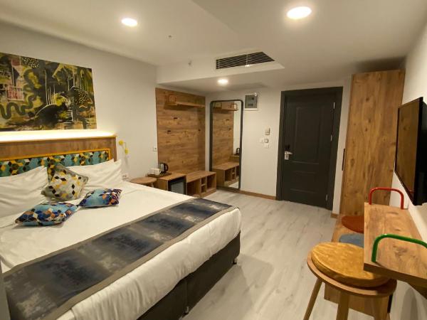 The Gate Kadıköy Downtown : photo 1 de la chambre chambre deluxe double ou lits jumeaux