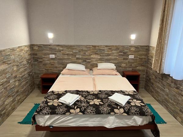 Mosoly Szallashely : photo 2 de la chambre chambre quadruple