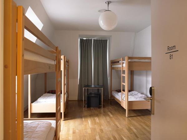 Geneva Hostel : photo 1 de la chambre lit simple dans dortoir pour femmes