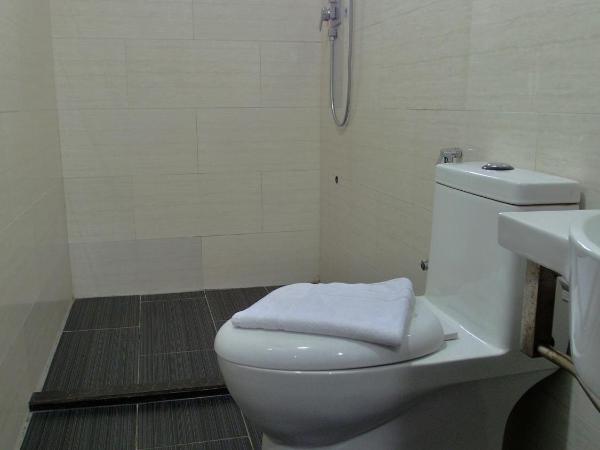 Classic Kinabalu Hotel : photo 3 de la chambre chambre lits jumeaux supérieure