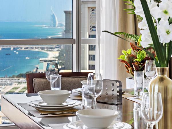 Blue Beach Tower The Walk JBR : photo 5 de la chambre suite premium 4 chambres - vue sur mer