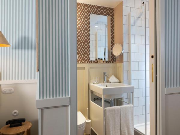 Le Petit Oberkampf Hotel & Spa : photo 3 de la chambre chambre simple confortable avec accès spa