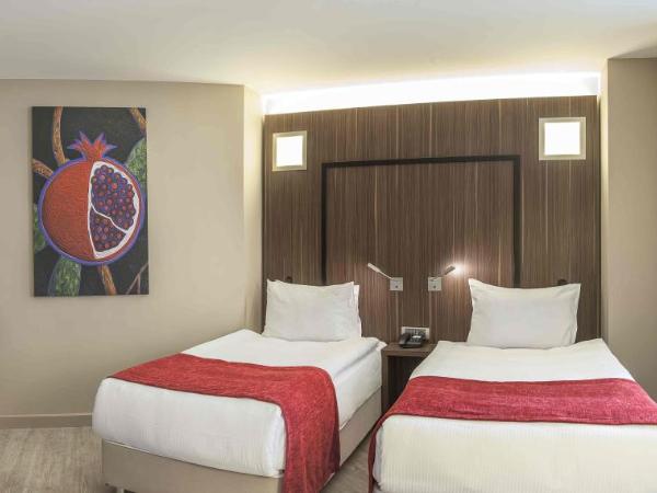 Ramada Encore by Wyndham Izmir : photo 5 de la chambre business room with land view