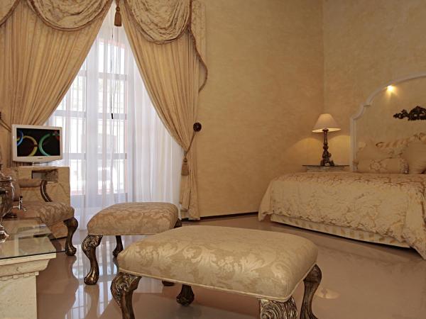 Palacio Borghese Hotel Boutique - Adults Only : photo 2 de la chambre hébergement lit king-size de luxe