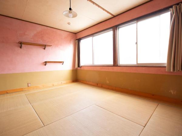 Guesthouse Bon : photo 1 de la chambre chambre lits jumeaux Économique