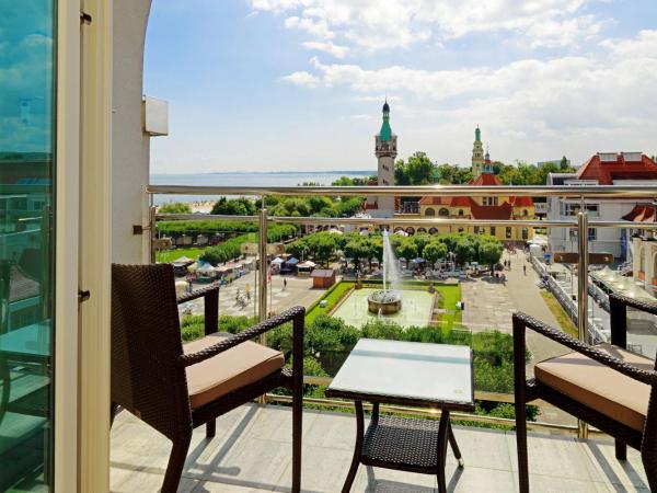 Sheraton Sopot Hotel : photo 1 de la chambre suite gdansk avec accès au salon club et au spa - vue sur mer