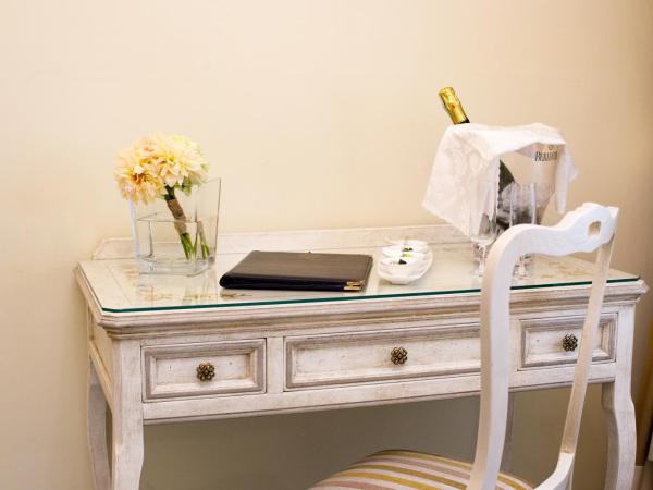 Hotel Zi' Teresa : photo 1 de la chambre chambre double ou lits jumeaux Économique