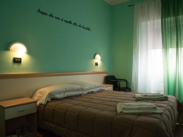 Le Stanze di Boccadasse : photo 5 de la chambre chambre double avec salle de bains privative extérieure