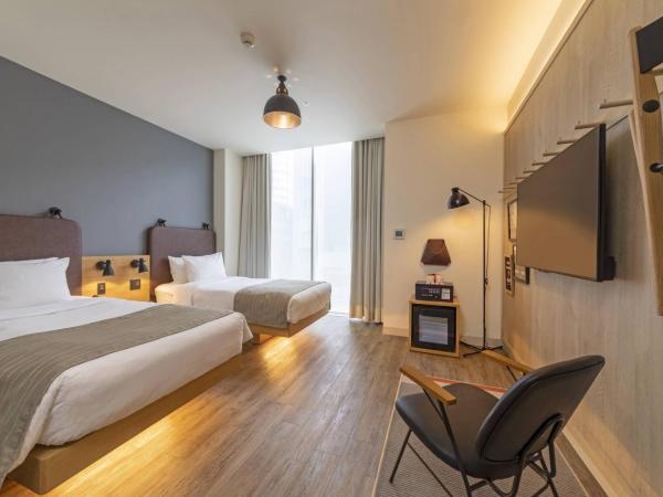 MOXY Osaka Honmachi by Marriott : photo 3 de la chambre moxysignaturetwin, 29sqm, larger guest room