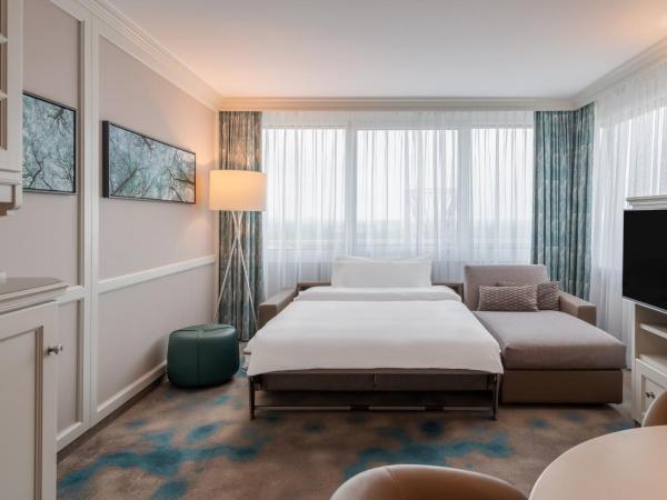 The Westin Grand Munich : photo 5 de la chambre suite junior avec accès au salon club 