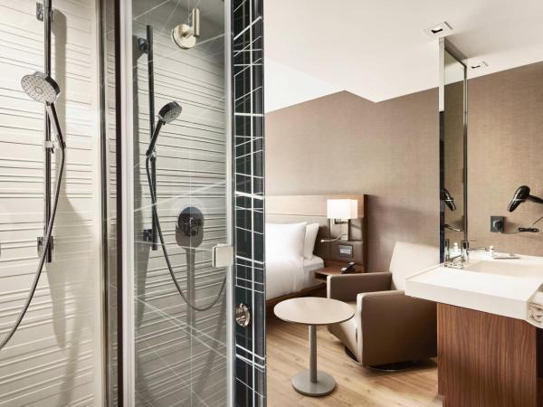 AC Hotel by Marriott Atlanta Perimeter : photo 4 de la chambre chambre lit king-size