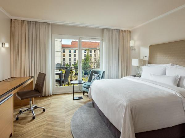 The Westin Grand Berlin : photo 1 de la chambre chambre lit king-size supérieure jardin avec balcon