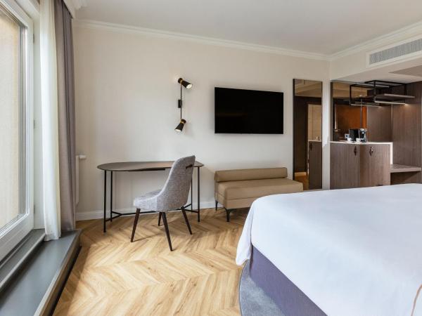 The Westin Grand Berlin : photo 3 de la chambre chambre deluxe avec balcon