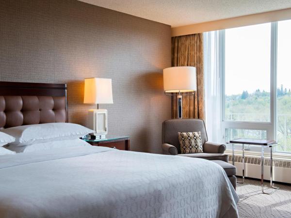 Sheraton Cavalier Saskatoon Hotel : photo 2 de la chambre 1 king traditional guest room