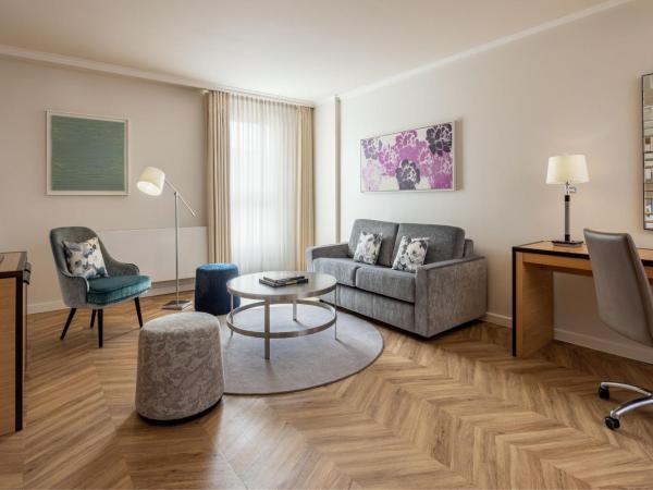 The Westin Grand Berlin : photo 1 de la chambre grand appartement lit king-size westin