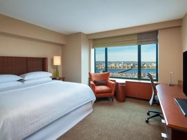 Sheraton Boston Hotel : photo 2 de la chambre chambre avec vue sur la rivière et 1 lit king-size - Étage supérieur
