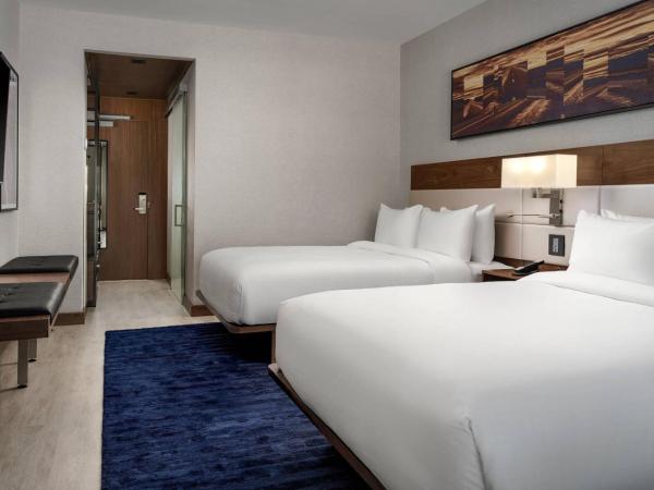 AC Hotel by Marriott Austin-University : photo 2 de la chambre chambre 2 lits queen-size
