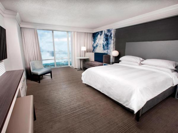 Niagara Falls Marriott on the Falls : photo 1 de la chambre chambre lit king-size premier - vue sur chutes
