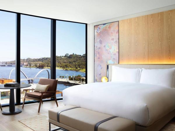 The Ritz-Carlton, Perth : photo 4 de la chambre chambre lit king-size premium - vue sur rivière swan - Étage supérieur