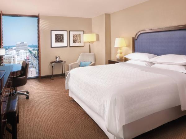 Sheraton New Orleans Hotel : photo 3 de la chambre chambre traditionnelle avec 1 lit king-size