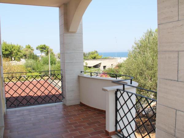 B&B La Rosa Blu : photo 7 de la chambre chambre supérieure - vue sur mer