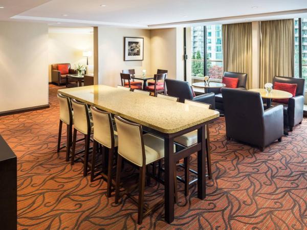 Sheraton Vancouver Airport Hotel : photo 4 de la chambre chambre king exécutive - niveau club