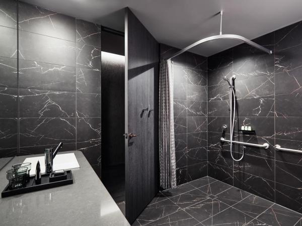 W Melbourne : photo 2 de la chambre cozy accessible (35sqm), guest room, king