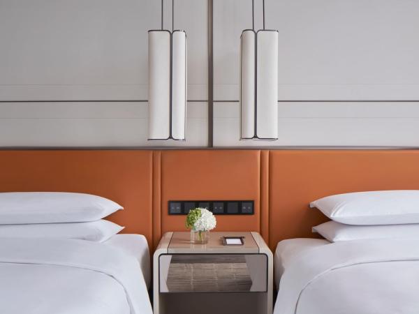 Tianjin Marriott Hotel National Convention and Exhibition Center : photo 7 de la chambre chambre deluxe avec 2 lits doubles