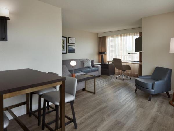 Residence Inn by Marriott London Canada : photo 1 de la chambre suite 2 pièces 1 chambre lit king-size avec canapé-lit