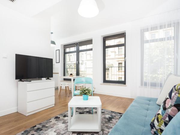 InPoint Apartments G13 near Old Town & Kazimierz : photo 6 de la chambre studio lit king-size avec canapé-lit