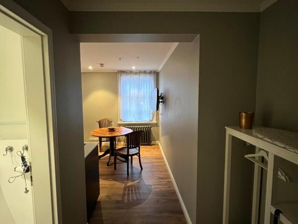 Heart House Guesthouse : photo 3 de la chambre chambre double avec salle de bains privative